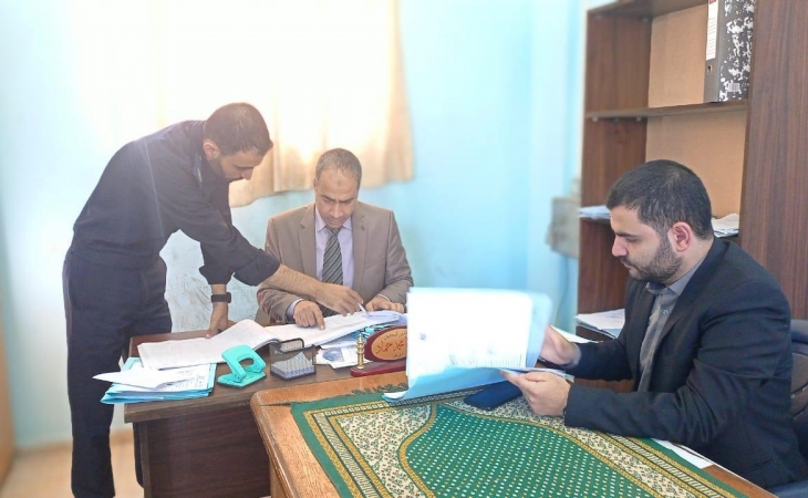 مدير نيابة غزة الجزئية الثانية يجري جولة تفتيشية على أقسام مركز شرطة الشاطئ