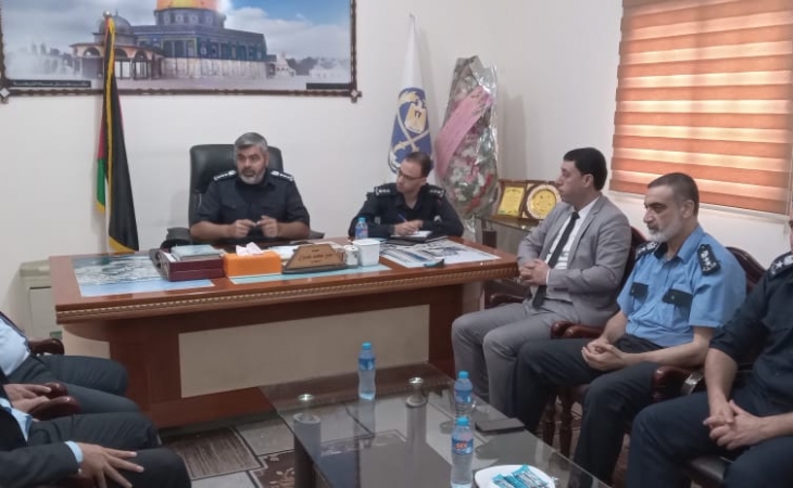 التفتيش القضائي في النيابة العامة يُجري زيارة لمكتب مفتش عام الشرطة