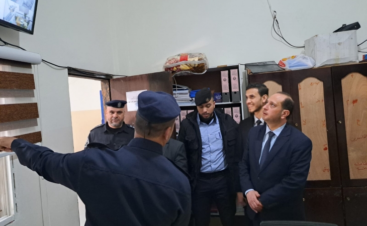 نيابة الوسطى الجزئية تُجري زيارة تفقدية لمركز شرطة النصيرات