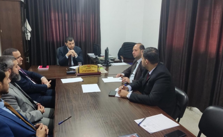 نيابة الوسطى الجزئية تُجري زيارة لمحكمة صلح دير البلح