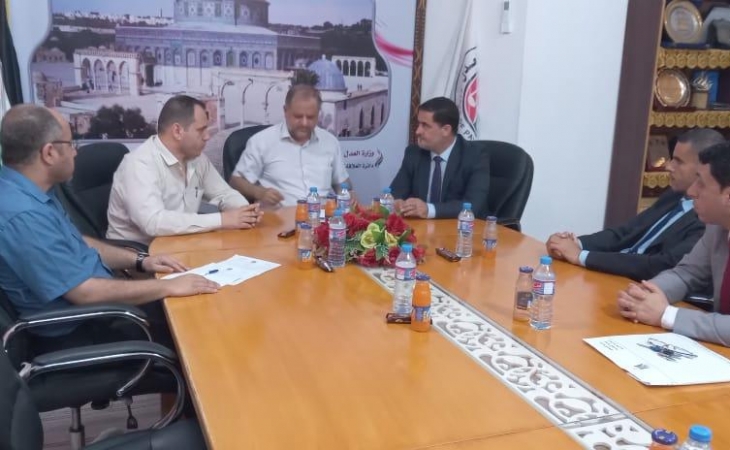 الإدارة العامة للتفتيش القضائي في النيابة العامة تجتمع مع الإدارة العامة للطب الشرعي والمعمل الجنائي في وزارة العدل
