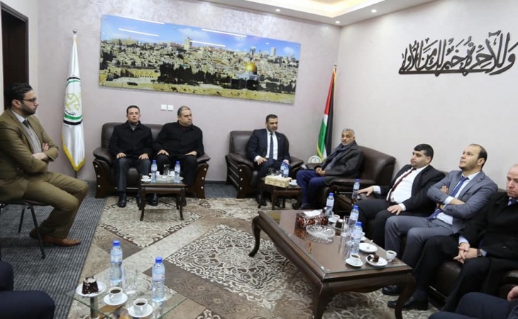 رئيس متابعة العمل الحكومي يهنئ النيابة العامة بجائزة النزاهة لعام 2019م ويشاركها حفل تكريم رواد التميز الإداري