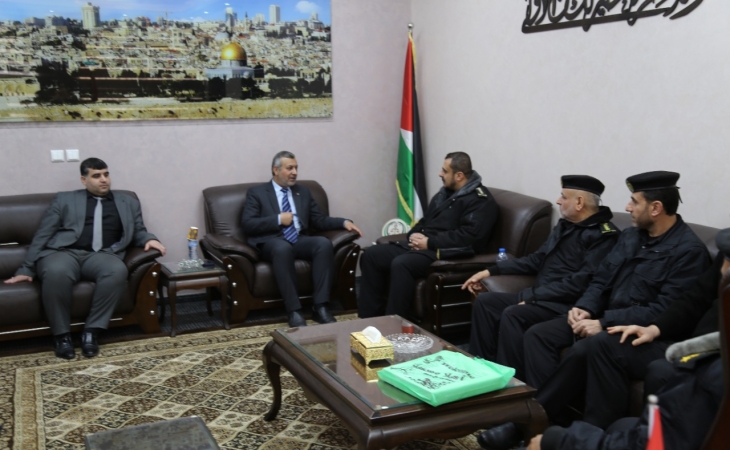 النائب العام يؤكد ضمان الالتزام بالمعايير الوطنية والدولية لحقوق الإنسان