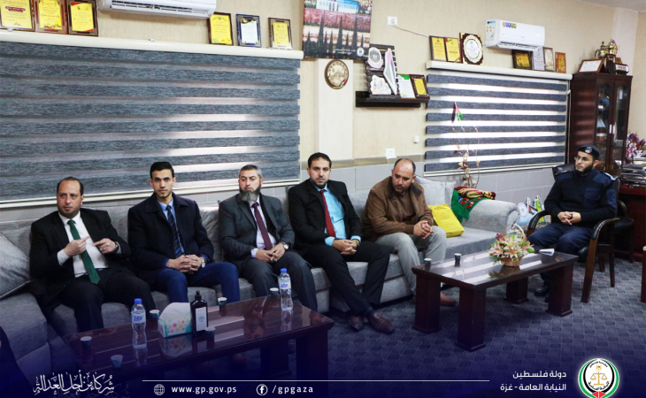 نيابة الوسطى الجزئية تُجري زيارة لمديرية الشرطة في المحافظة الوسطى