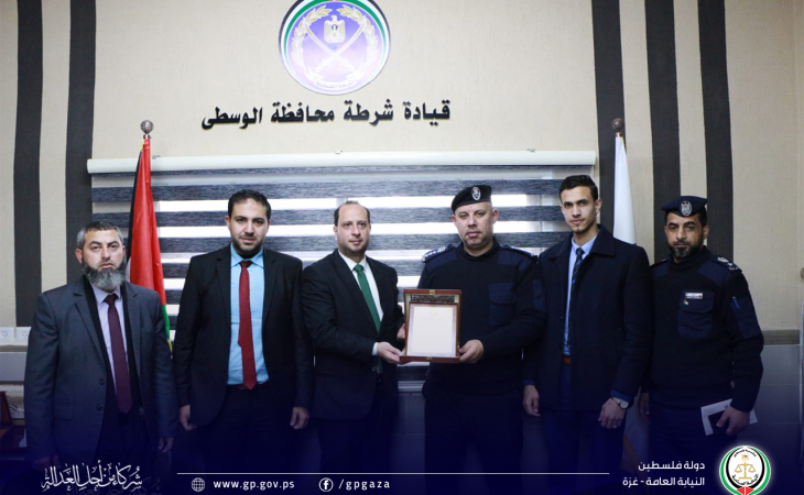 نيابة الوسطى الجزئية تُجري زيارة لمديرية الشرطة في المحافظة الوسطى