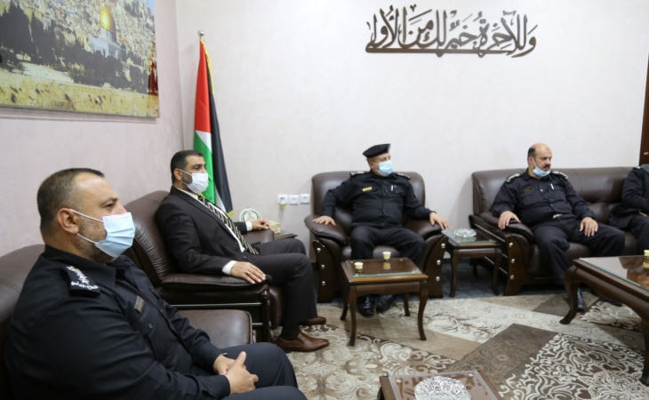 النائب العام يستقبل مدير عام وقيادة مديرية الدفاع المدني، ويؤكدون الحرص على تطبيق شروط الأمن والسلامة العامة للمنشآت والحرف