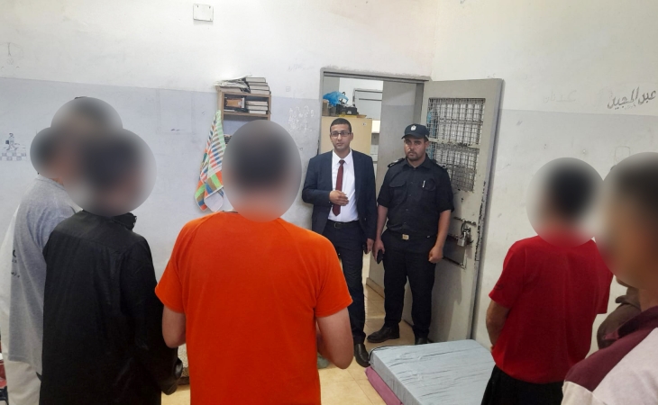 نيابة خانيونس الجزئية تُجري جولة تفتيشية على كافة مراكز شرطة خانيونس