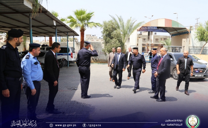 النائب العام ومدير شرطة المحافظة الوسطى يؤكدان على عمق العلاقة التشاركية بين أجنحة منظومة العدالة