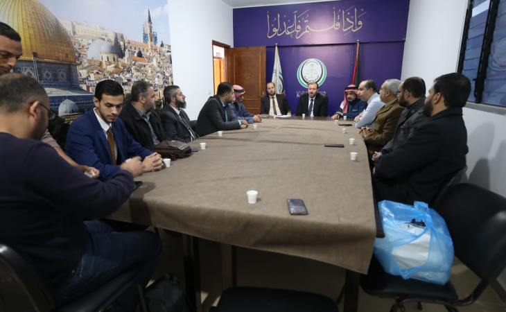 سرايا نيابة الوسطى تستقبل وفدَي رابطة علماء فلسطين ولجنة العلاقات العامة لحركة حماس في المحافظة الوسطى