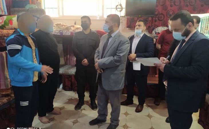 نيابة الاستئناف والنقض تتفقد النزلاء في سجن الكتيبة المركزي وتطمئن على أوضاعهم المعيشية وسلامة الاجراءات القانونية