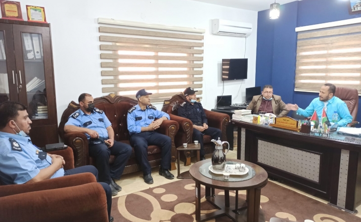 مدير نيابة رفح وادارة العلاقات العامة بالشرطة يؤكدان على تعزيز التعاون المشترك