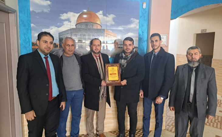 نيابة الوسطى الجزئية تُجري زيارة للإدارة العامة للمرور والنجدة في المحافظة الوسطى