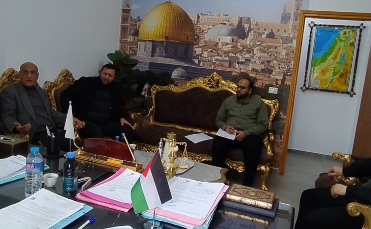 نيابة خانيونس الجزئية تجتمع مع لجنة الأمن و السلامة في محافظة خانيونس