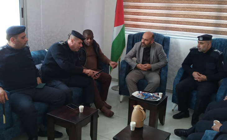 نيابة جرائم الأموال تجتمع بمدير شرطة محافظة غزة والوفد المرافق له
