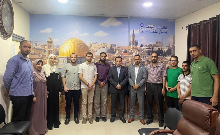 دائرة شؤون الموظفين ودائرتَي شؤون النيابات الكلية والجزئية في النيابة العامة يُجرون زيارة على مجمع سرايا نيابات غزة