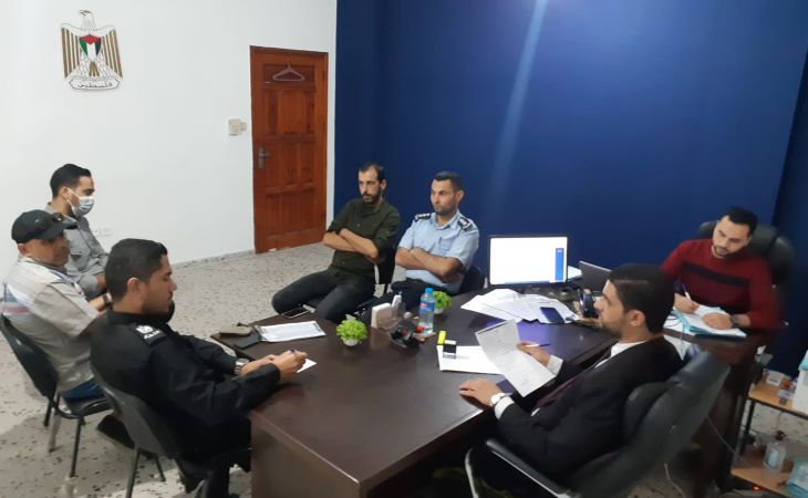 نيابة رفح الجزئية وقِسمَي المباحث والتحقيق في محافظة رفح يبحثون سبل التعاون المشترك