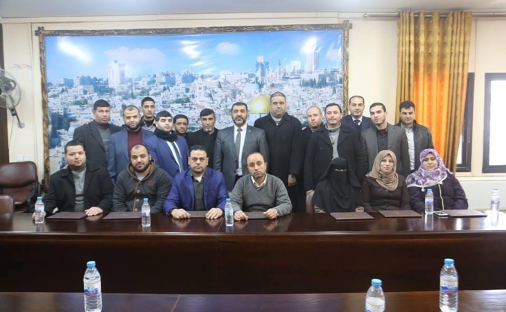 كرم النائب العام المستشار/ ضياء الدين المدهون وبحضور رئيس المكتب الفني المستشار/ حسام دكة ورئيس الإدارة العامة للتفتيش القضائي المستشار/ يحيى الفرا والمدير العام أ.ماهر المصري ، رواد التميز الإداري
