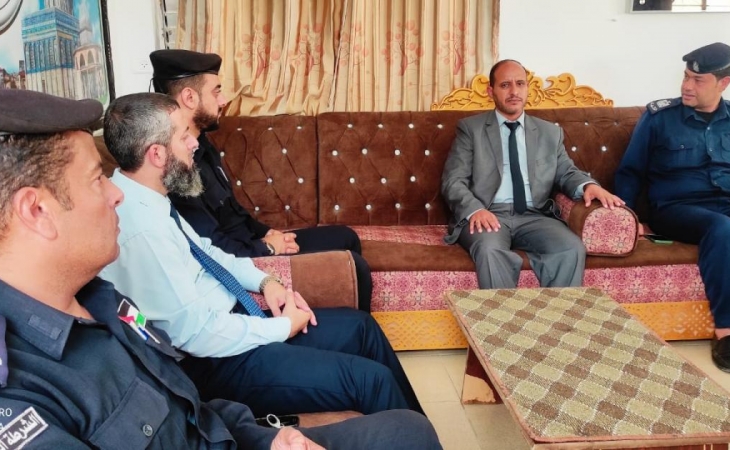 نيابة رفح الكلية تُجري زيارة تعاونية لشرطة مرور رفح