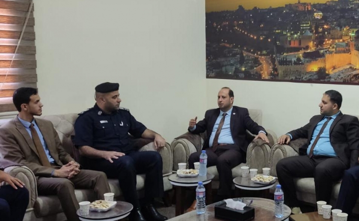 نيابة الوسطى الجزئية تُجرى زيارة تفقدية لمركز شرطة دير البلح