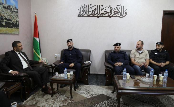 النائب العام يلتقي إدارة الأدلة الجنائية ويشيد بدور طواقمها في إسناد مؤسسات العدالة وكشف الحقيقة