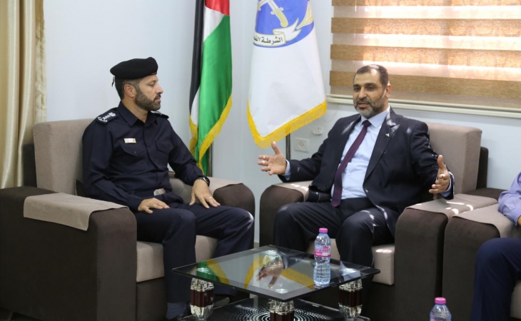 النائب العام يؤكد أن الشرطة الفلسطينية هي اليد الأمينة على المواطن