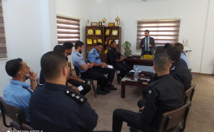 نيابة شمال غزة الجزئية وبالتعاون مع إدارة مركز شرطة بيت لاهيا تعقد ورشة تدريبية لكادر تحقيق المركز
