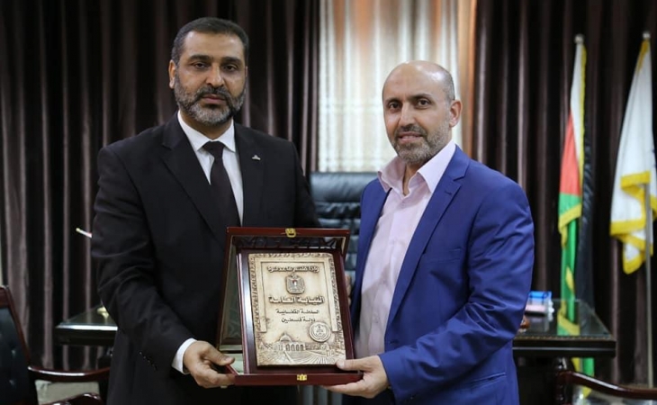 النائب العام ورئيس ديوان الموظفين يؤكدان على خدمة المواطن وتعزيز قيم النزاهة.