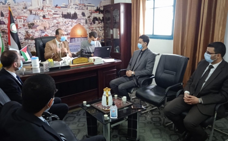 رئيس نيابة الوسطي يناقش مع أعضاء النيابة تقييم الأداء والنهوض بجودة الخدمات العدلية للمواطنين