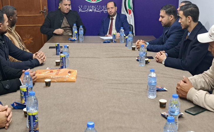 نيابة الوسطى الجزئية تجتمع مع شرطة مكافحة المخدرات بالمحافظة الوسطى