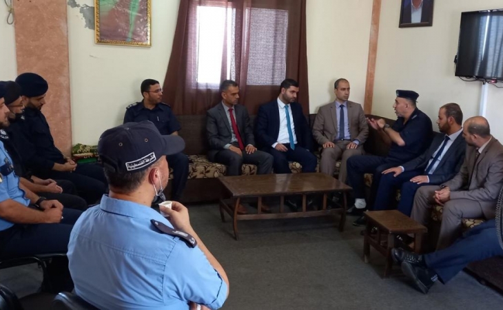 نيابة غزة الجزئية الثانية تجري زيارة تهنئة لمدير مركز شرطة الشاطئ