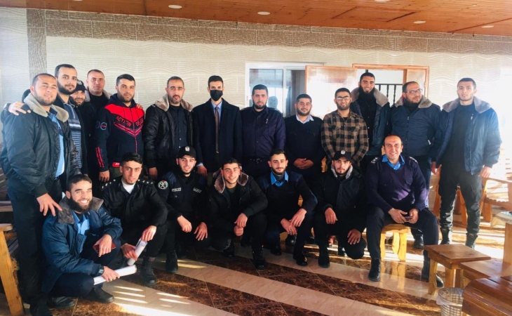 عضو نيابة النصيرات ومدير مركز الشرطة يؤكدان على تحقيق العدالة وتعزيز الاستقرار المجتمعي والسلم الأهلي
