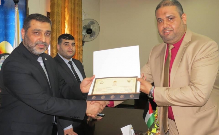النائب العام يمنح شهادات لرؤساء النيابات 