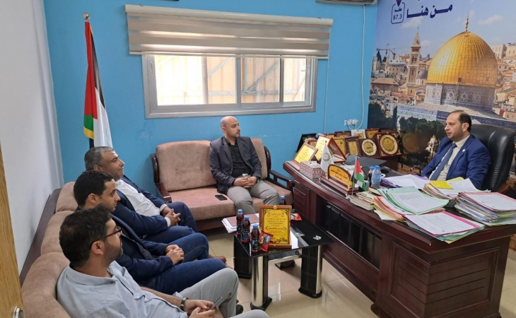 نيابة الوسطى الجزئية تجتمع مع وفد من شركة الكهرباء في المحافظة الوسطى