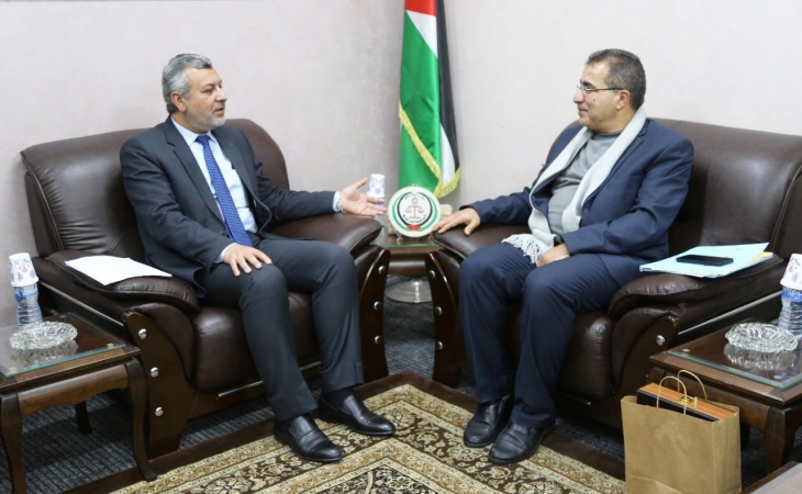 النائب العام يناقش مع رئيس اتحاد المقاولين الفلسطينيين فتح قناة تواصل ساخنة لدعم وإسناد الاقتصاد الوطني