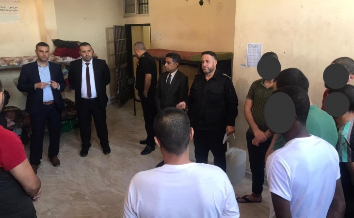  نيابة الوسطى الكلية تجري زيارة تفتيشية لمركز الإصلاح والتأهيل في المحافظة الوسطى
