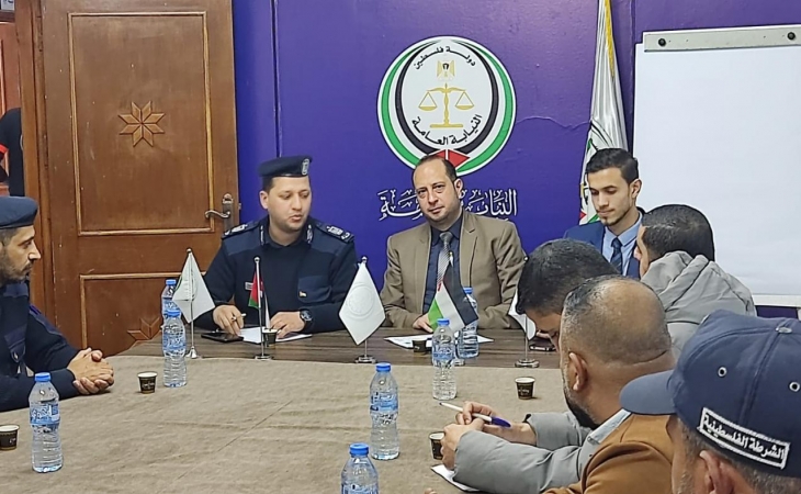 نيابة الوسطى الجزئية تجتمع مع ضباط الشرطة القضائية