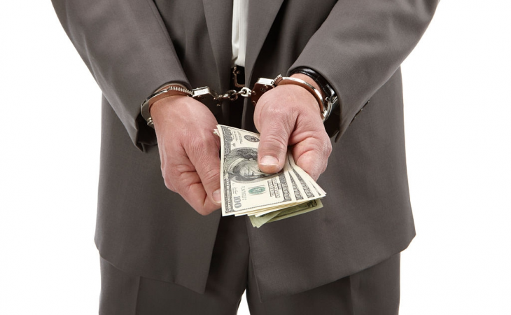 معالجة جرائم الأموال