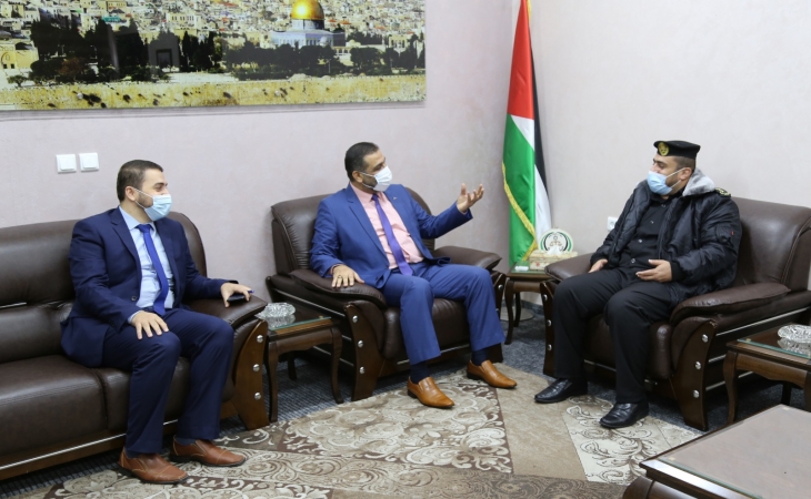 النائب العام يلتقي مدير عام مراكز الإصلاح والتأهيل في مكتبه، لمناقشة أوضاع النزلاء في ظل الظروف الاستثنائية