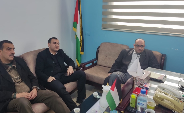 نيابة الوسطى الجزئية تعقد اجتماعاً مع سلطة الطاقة وشركة توزيع الكهرباء