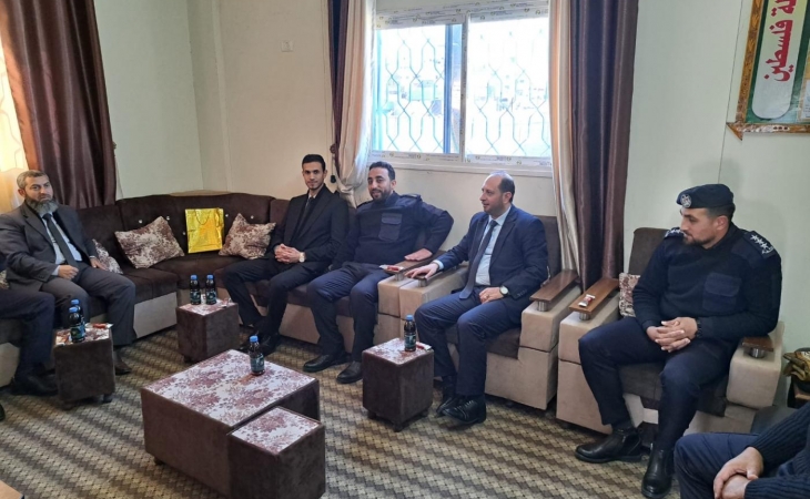 نيابة الوسطى الجزئية تُجري زيارة لإدارة شرطة مكافحة المخدرات في المحافظة الوسطى