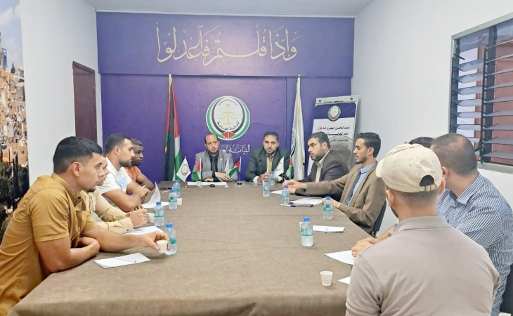 نيابة الوسطى الجزئية تعقد اجتماعاً مع ضباط شرطة مكافحة المخدرات في المحافظة الوسطى