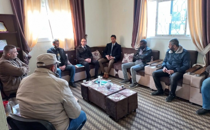 نيابة الوسطى الجزئية تعقد اجتماعاً مع قسم مكافحة مخدرات الوسطى لتعزيز التعاون المشترك