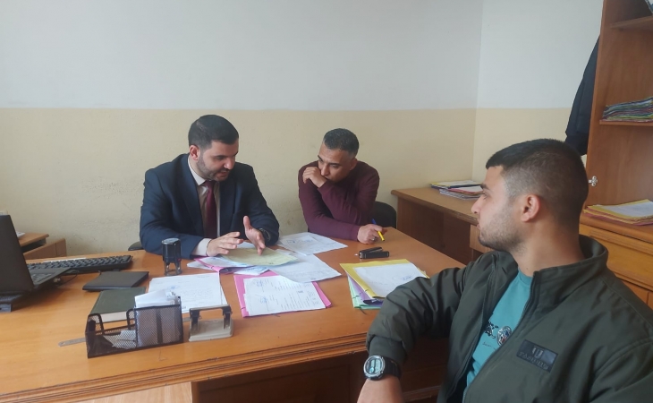 نيابة خانيونس الجزئية تُجري جولة مناوبة على المراكز الشرطية في محافظة خانيونس ثالث أيام عيد الفطر السعيد
