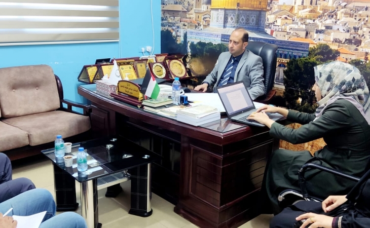 نيابة الوسطى الجزئية تعقد اجتماعاً مع  البنك الإسلامي الفلسطيني