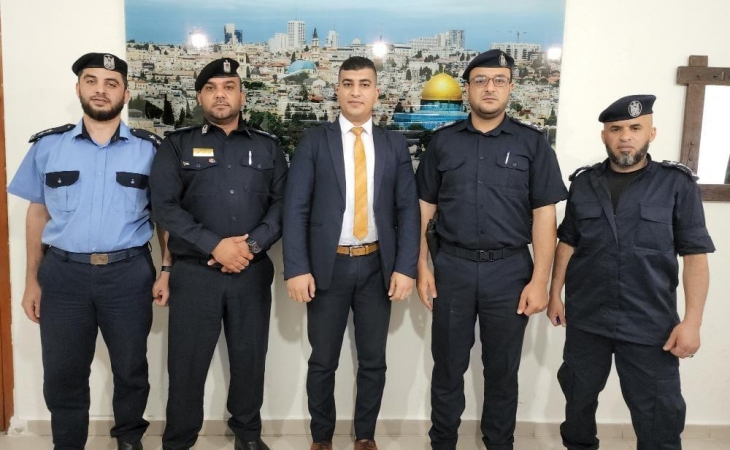  دائرة الشيكات بنيابة غزة الجزئية الثالثة تنظم زيارة لمركز شرطة التفاح والدرج