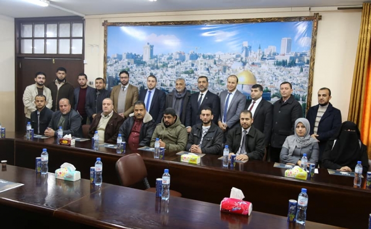 رئيس متابعة العمل الحكومي يهنئ النيابة العامة بجائزة النزاهة لعام 2019م ويشاركها حفل تكريم رواد التميز الإداري