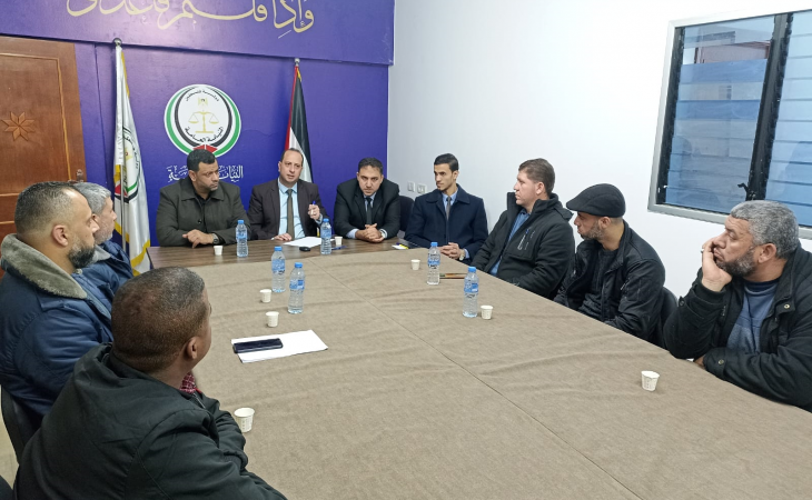 مدير نيابة الوسطى الجزئية يعقد اجتماعاً مع مدير مباحث المحافظة الوسطى