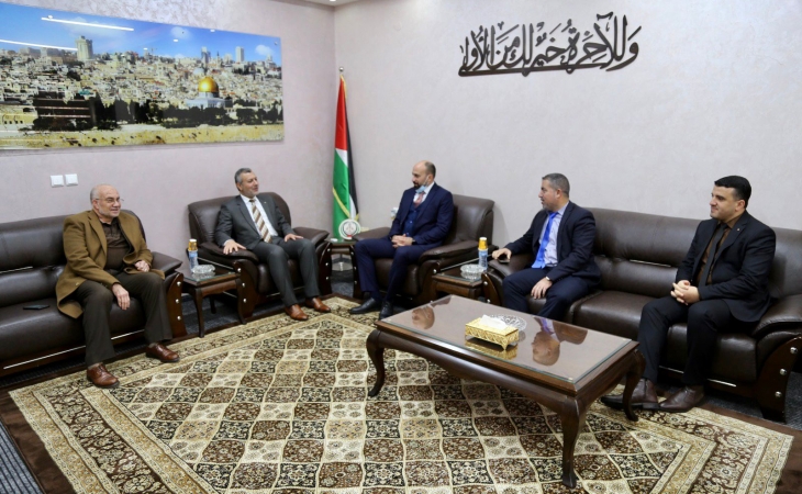 النائب العام يستقبل وفد من شركة الاتصالات الفلسطينية بالتل ويؤكد على إسناد القطاع الخاص