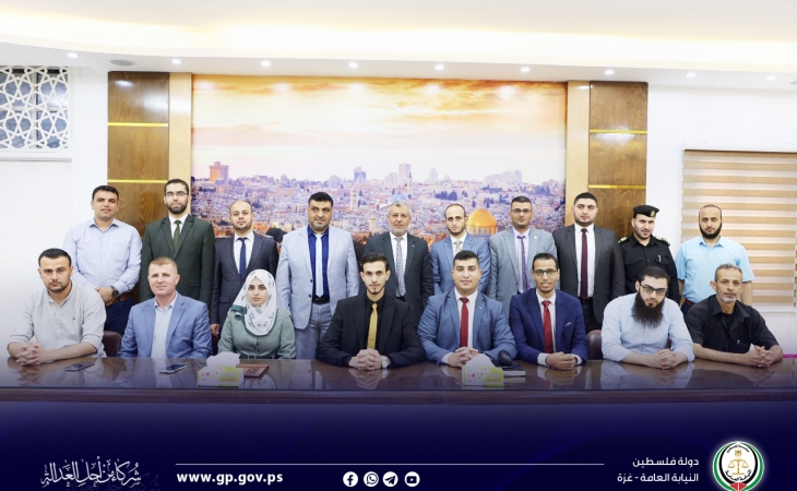 النائب العام يكرّم الباحثين والقائمين على إصدار مجلة النيابة العامة