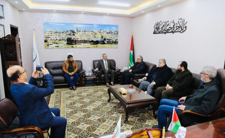 النائب العام يلتقي بوكيل وزارة الأشغال العامة والإسكان ويؤكدان على التعاون المشترك